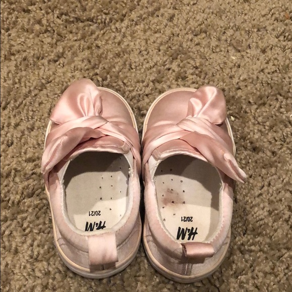 H&M toddler size 20/21 - Picture 3 of 3